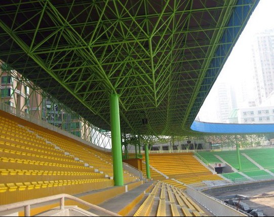 定州体育场看台网架工程