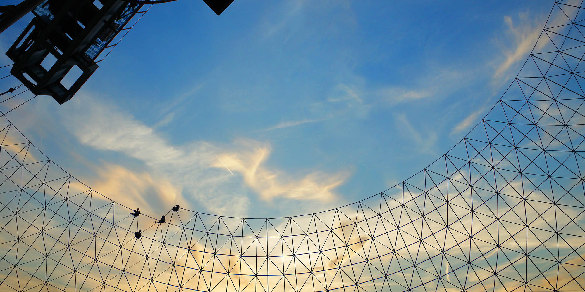 定州网架加工 , 打磨网架配件每一道工艺